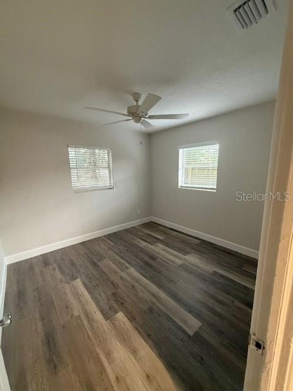 Image 8 of property listing at 1914 GEIGEL AVENUE, Orlando, FL 32806