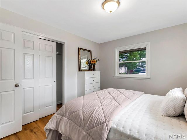 1877 Forest Lane, Pacific, MO 63069