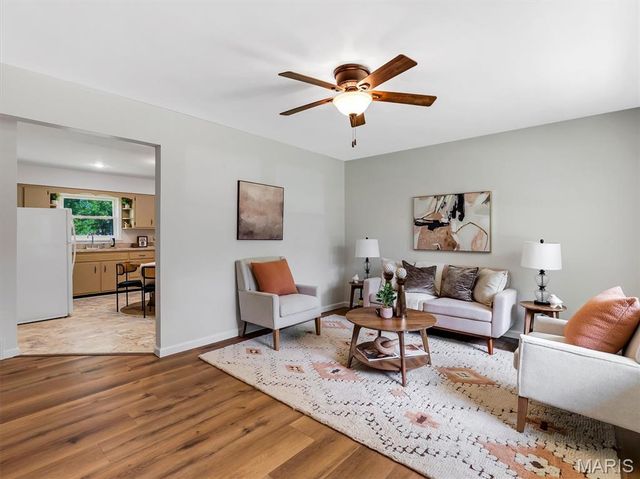 1877 Forest Lane, Pacific, MO 63069