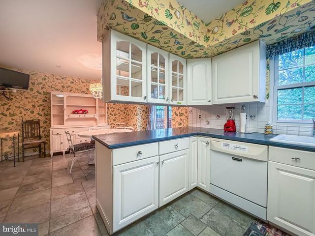 52 WOODBRIDGE CT N, Langhorne, PA 19047