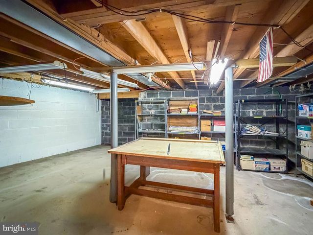 52 WOODBRIDGE CT N, Langhorne, PA 19047