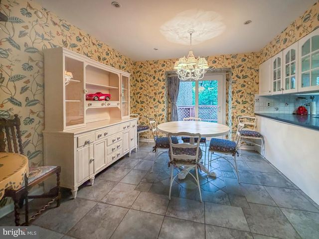 52 WOODBRIDGE CT N, Langhorne, PA 19047