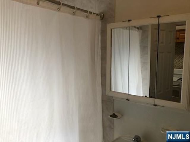 22 S Broad Street 10, Ridgewood, NJ 07450
