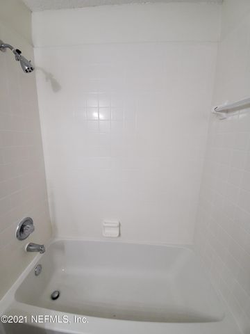 1024 SNUG HARBOUR Court, Atlantic Beach, FL 32233