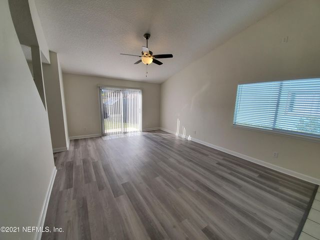 1024 SNUG HARBOUR Court, Atlantic Beach, FL 32233