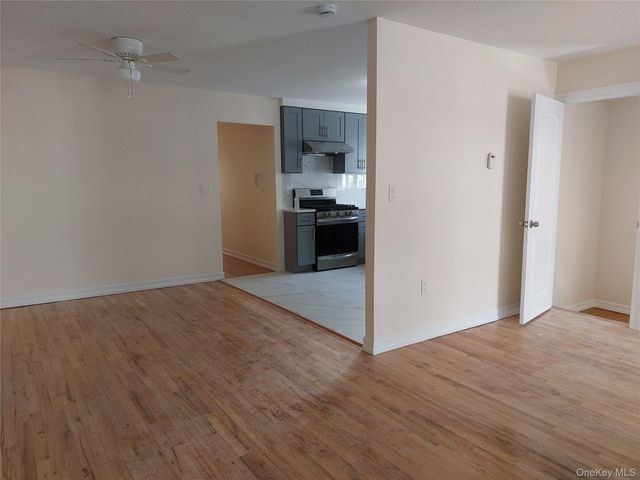 11-23 130th Street 2Fl, College Point, NY 11356