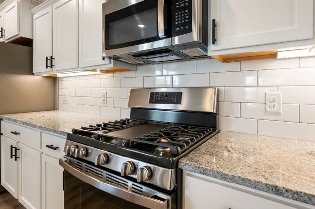 4400 SW Pawhuska Street, Bentonville, AR 72713