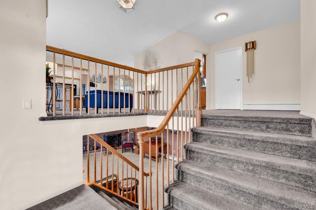 266 Bayview Avenue, Massapequa, NY 11758