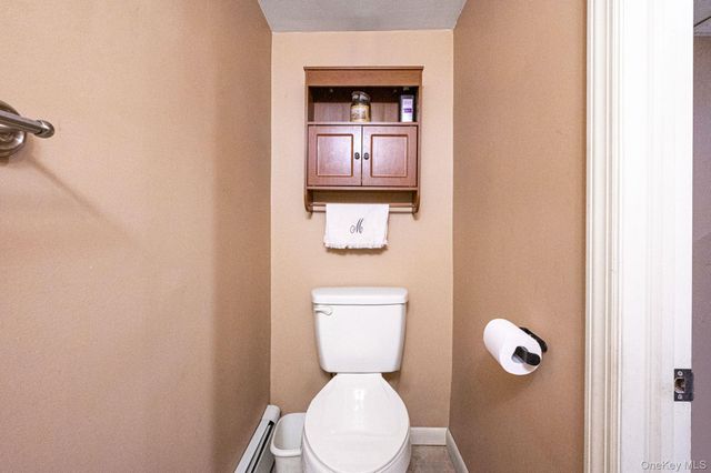 266 Bayview Avenue, Massapequa, NY 11758