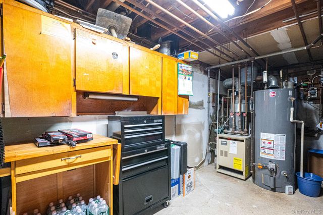 266 Bayview Avenue, Massapequa, NY 11758