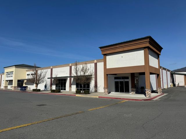959 NE D Street 937C, Grants Pass, OR 97526