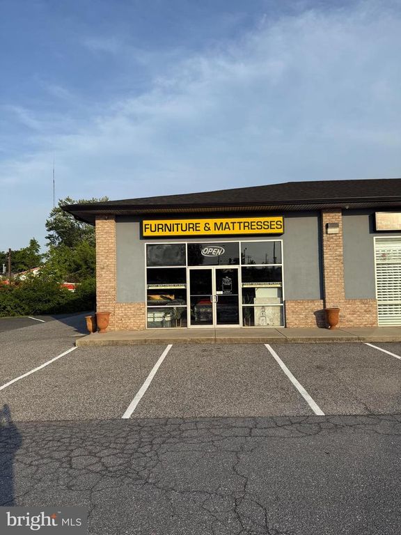 8555 PULASKI HWY, Rosedale, MD 21237
