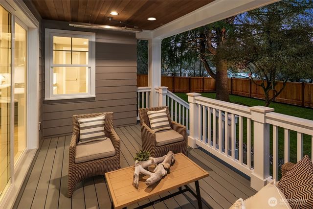 17210 NE 95th Street, Redmond, WA 98052