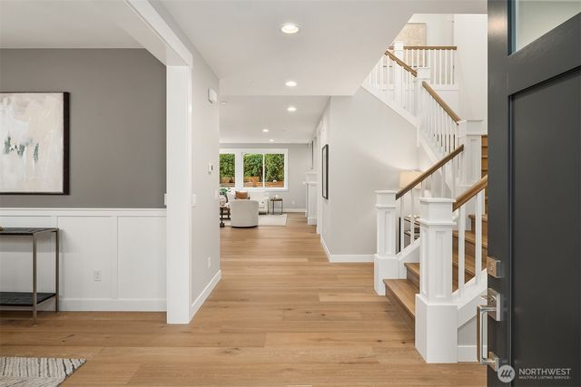 17210 NE 95th Street, Redmond, WA 98052