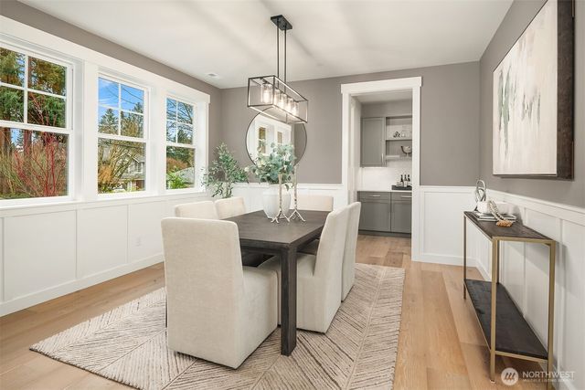 17210 NE 95th Street, Redmond, WA 98052