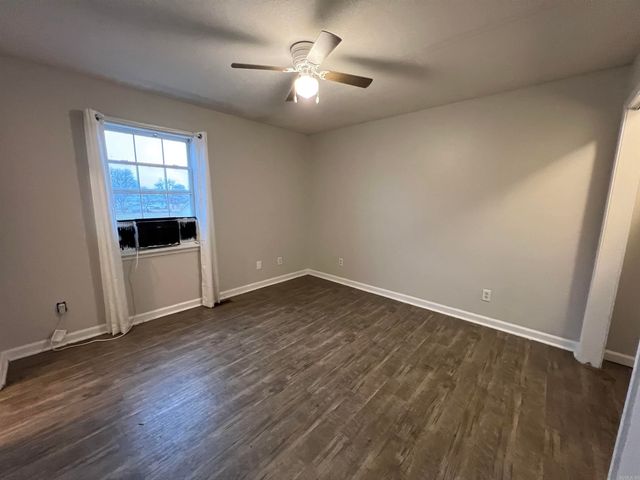 927-929 E Margret, Piggott, AR 72454