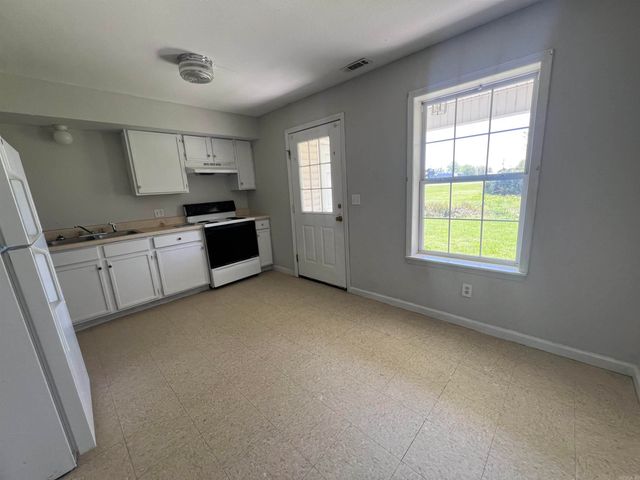 927-929 E Margret, Piggott, AR 72454