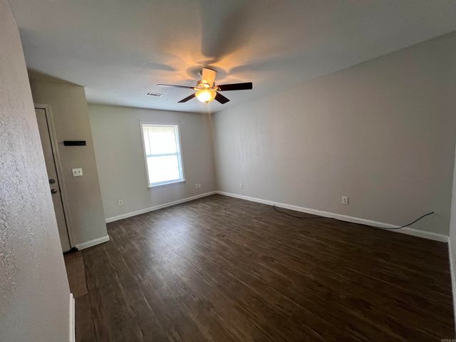 927-929 E Margret, Piggott, AR 72454