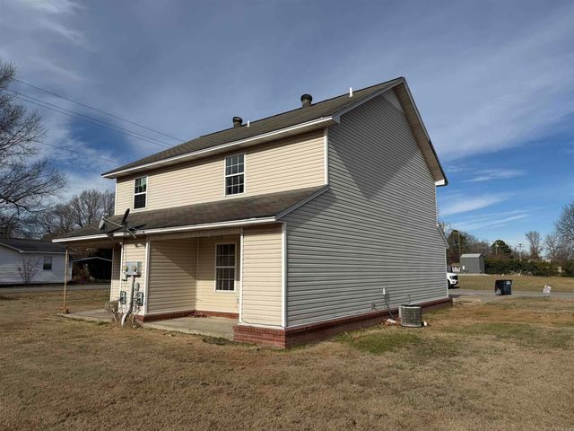 927-929 E Margret, Piggott, AR 72454