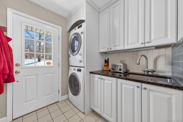 12 Berghoff Drive, Fishkill, NY 12524