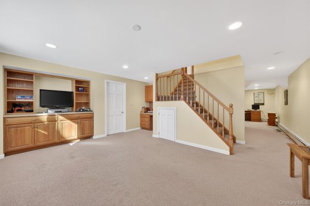 12 Berghoff Drive, Fishkill, NY 12524