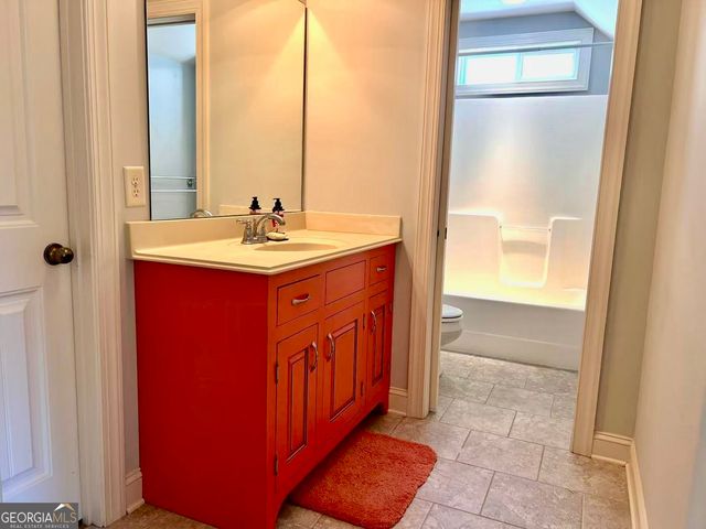 303 Evesham Avenue, Peachtree City, GA 30269
