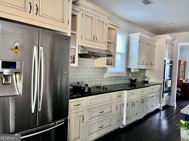 303 Evesham Avenue, Peachtree City, GA 30269