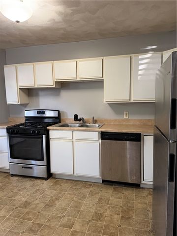 15 Main Street, Cumberland, RI 02864
