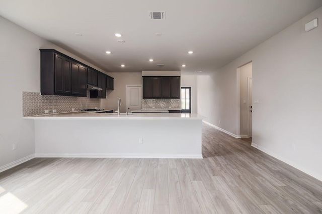 3924 Mineral DR, Leander, TX 78641
