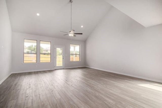 3924 Mineral DR, Leander, TX 78641