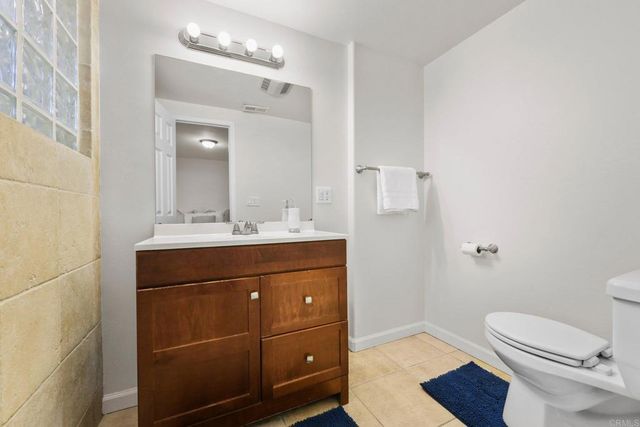 6865 Airoso Ave, San Diego, CA 92120