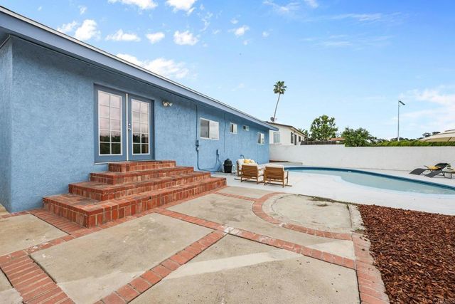 6865 Airoso Ave, San Diego, CA 92120