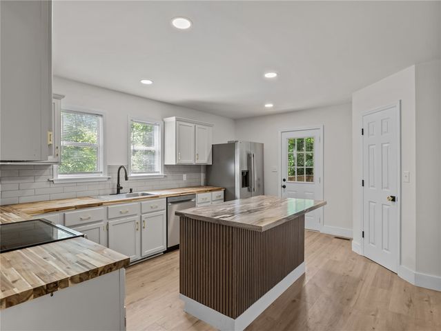 21298 Highway 76 E Highway, Laurens, SC 29360