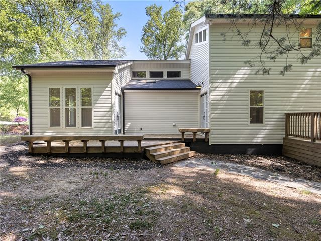 21298 Highway 76 E Highway, Laurens, SC 29360