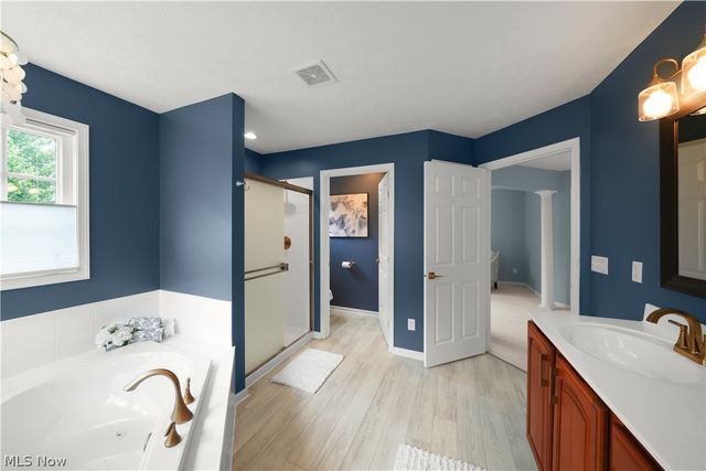 2796 Max Court, Twinsburg, OH 44087