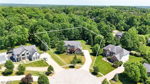 2796 Max Court, Twinsburg, OH 44087