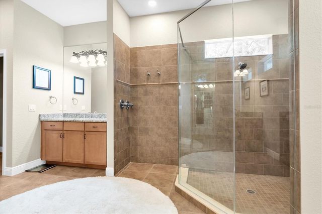 16301 DUNLINDALE DRIVE, Lithia, FL 33547