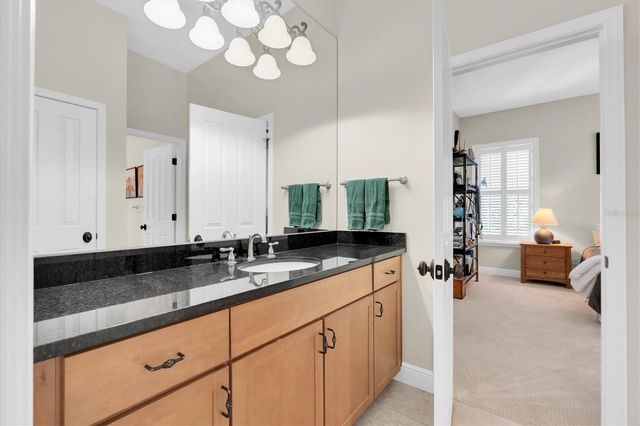 16301 DUNLINDALE DRIVE, Lithia, FL 33547