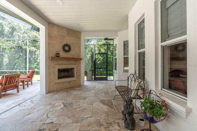 16301 DUNLINDALE DRIVE, Lithia, FL 33547