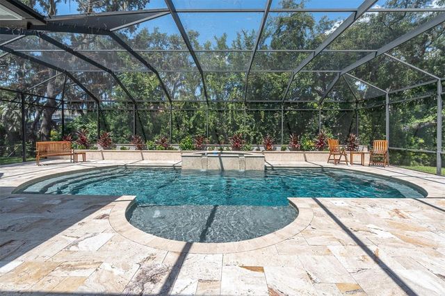 16301 DUNLINDALE DRIVE, Lithia, FL 33547