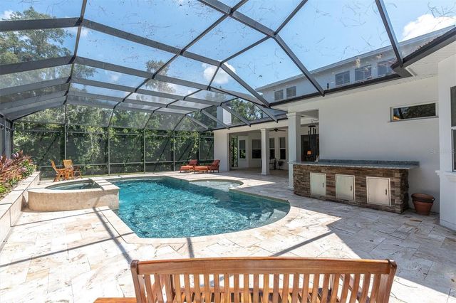 16301 DUNLINDALE DRIVE, Lithia, FL 33547