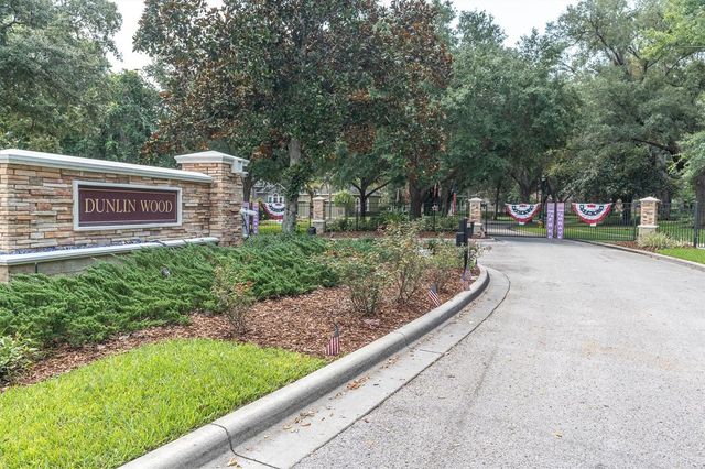 16301 DUNLINDALE DRIVE, Lithia, FL 33547