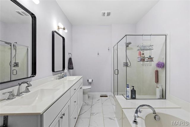 738 Windberry Court 9, Oakland, MO 63122