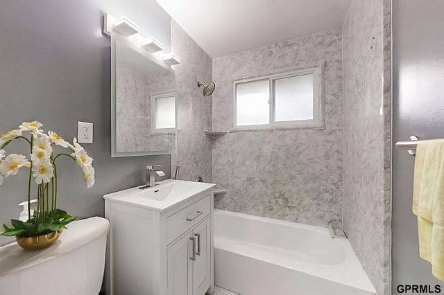 1820 Brower Road, Lincoln, NE 68502