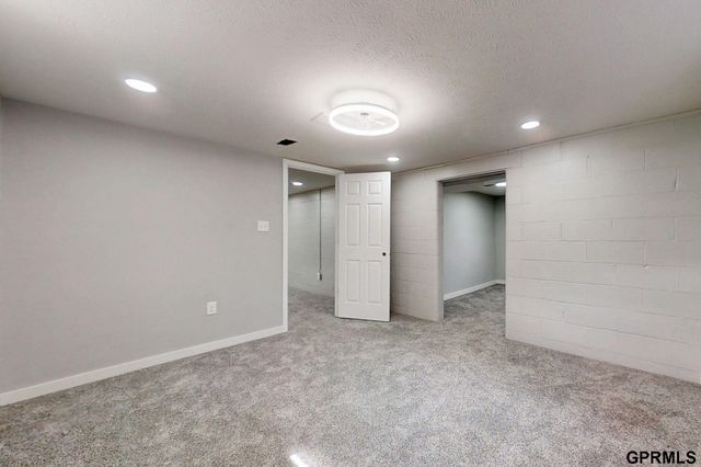 1820 Brower Road, Lincoln, NE 68502