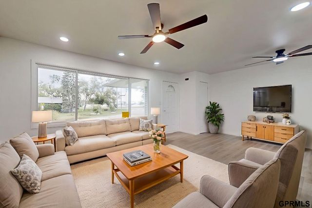 1820 Brower Road, Lincoln, NE 68502