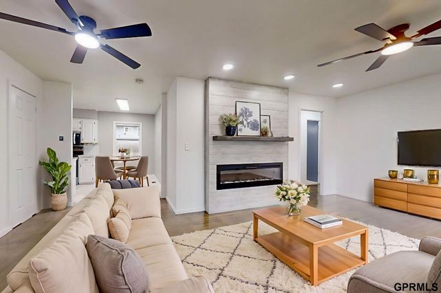 1820 Brower Road, Lincoln, NE 68502