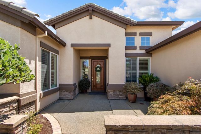 2107 Stonecrest Ln, Lincoln, CA 95648