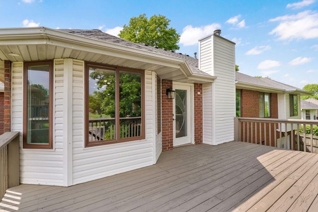 506 S Pepperhill Drive, Nixa, MO 65714