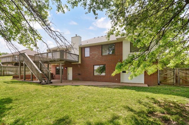 506 S Pepperhill Drive, Nixa, MO 65714